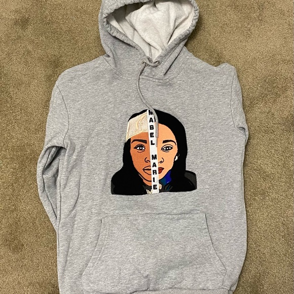 Mabel Marie - Picture 2 of 2